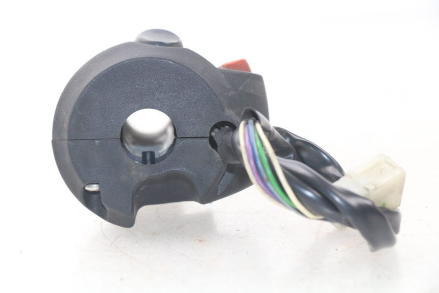 photo de RIGHT HANDLEBAR SWITCH PEUGEOT SATELIS 125 (2006 - 2009)