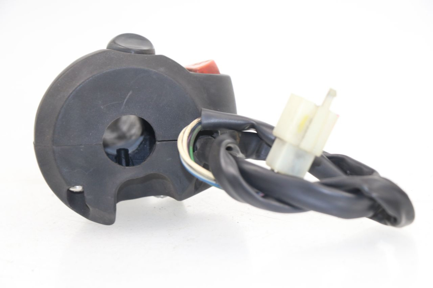 photo de RIGHT HANDLEBAR SWITCH PEUGEOT SATELIS 125 (2006 - 2009)