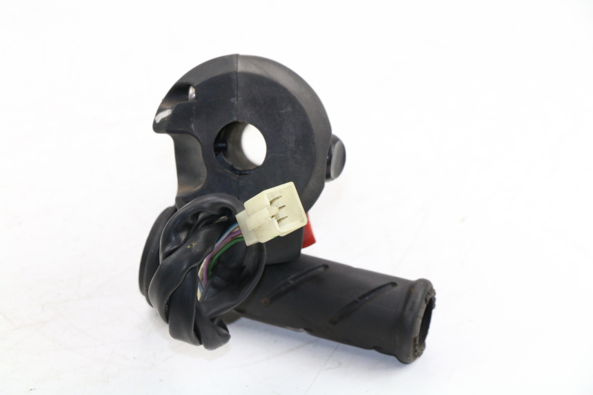 photo de RIGHT HANDLEBAR SWITCH PEUGEOT SATELIS COMPRESSOR K15 125 (2006 - 2009)