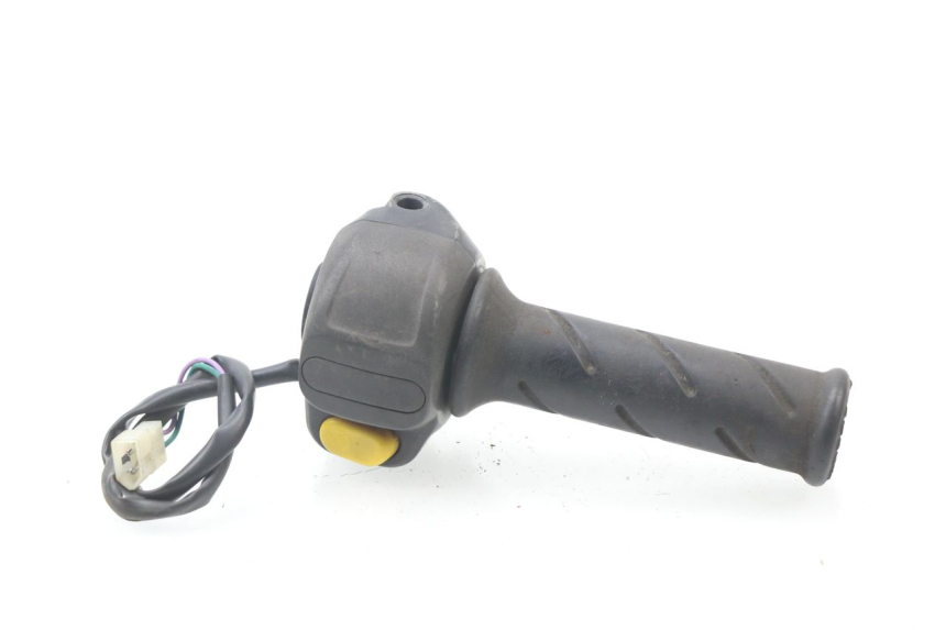 photo de RIGHT SWITCH PEUGEOT SPEEDFIGHT 2 LC 50 (2000 - 2009)