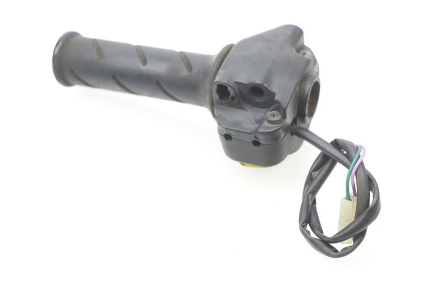 photo de RIGHT SWITCH PEUGEOT SPEEDFIGHT 2 LC 50 (2000 - 2009)