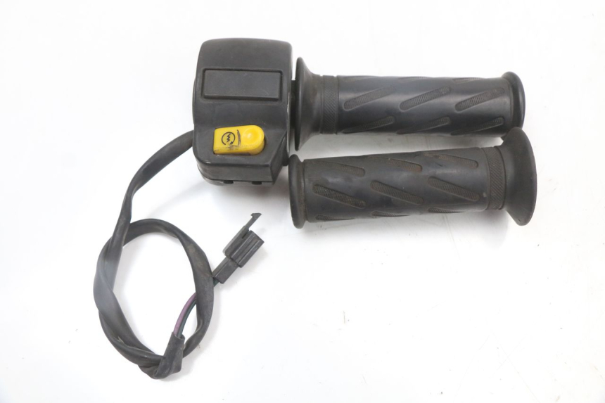 photo de RIGHT SWITCH PEUGEOT STREETZONE 2T 50 (2014 - 2019)