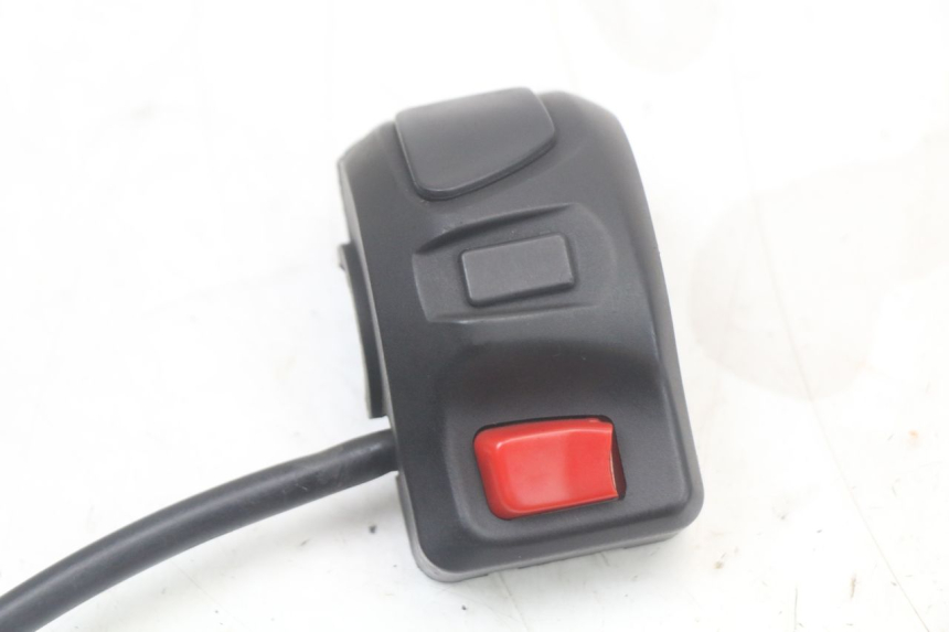 photo de RIGHT SWITCH PEUGEOT STREETZONE 4T 50 (2018 - 2023)