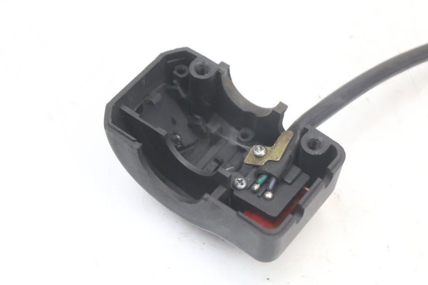 photo de RIGHT SWITCH PEUGEOT STREETZONE 4T 50 (2018 - 2023)