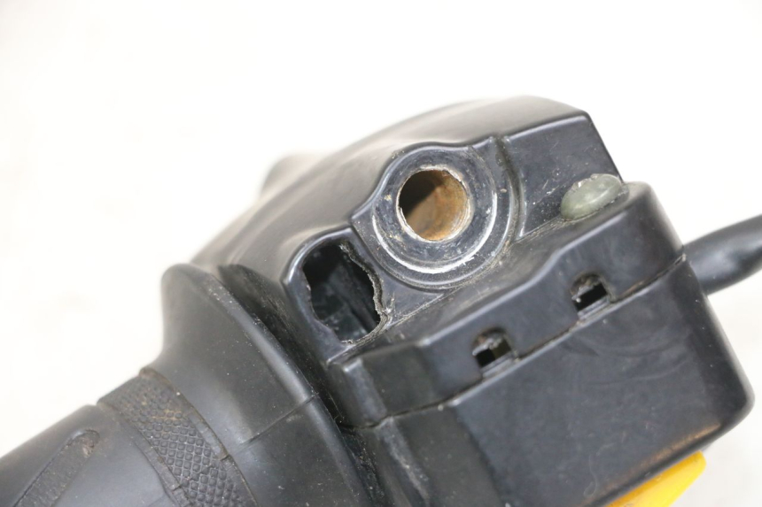 photo de RIGHT SWITCH PEUGEOT VIVACITY 125 (2010 - 2017)
