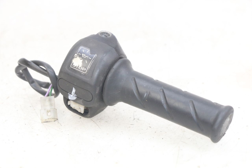 photo de RIGHT HANDLEBAR SWITCH PEUGEOT VIVACITY 50 (2004 - 2009)