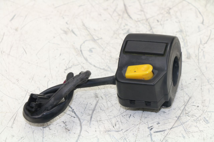photo de RIGHT HANDLEBAR SWITCH PEUGEOT VIVACITY NEW 4T 50 (2008 - 2017)