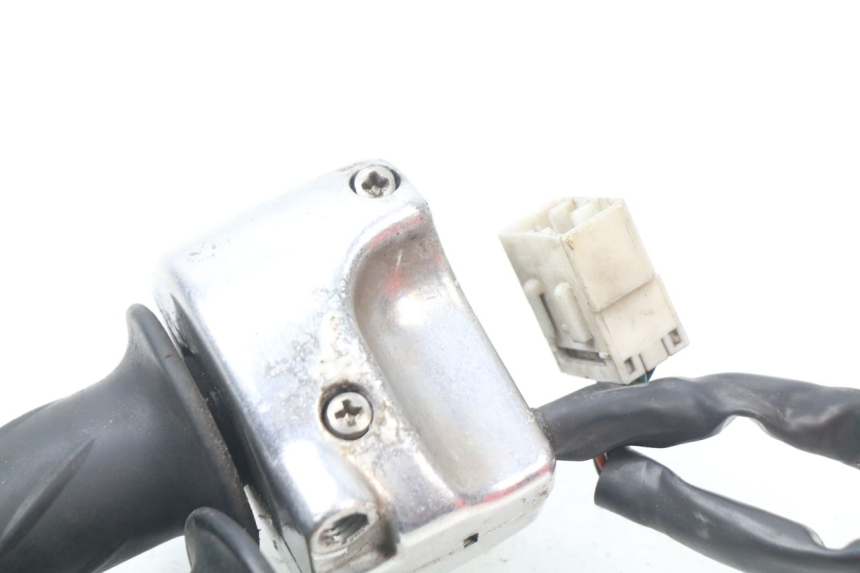 photo de RIGHT SWITCH PIAGGIO BEVERLY 125 (1998 - 2005)