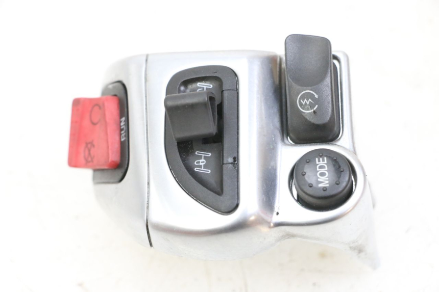 photo de RIGHT SWITCH PIAGGIO MP3 LT 400 (2007 - 2012)