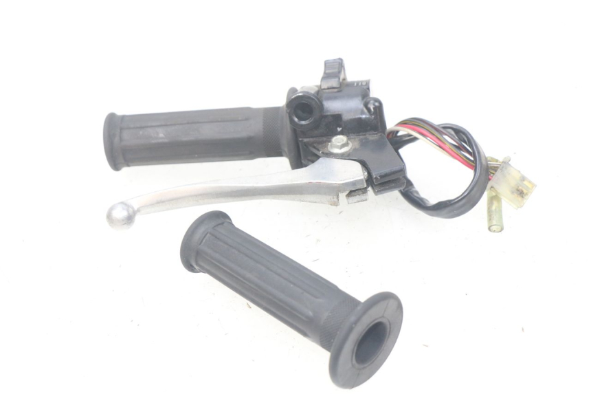 photo de RIGHT HANDLEBAR SWITCH YAMAHA PW 50 (1984 - 2020)