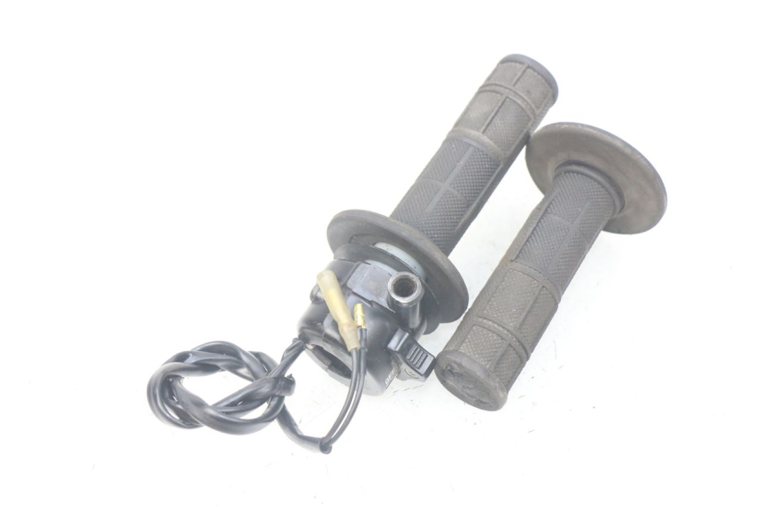 photo de RIGHT HANDLEBAR SWITCH YAMAHA PW 80 (1983 - 2014)