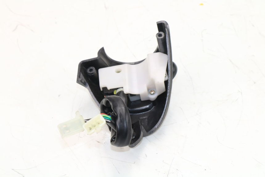photo de RIGHT SWITCH S-RIDER CAPRI 2T 50 (2010 - 2017)
