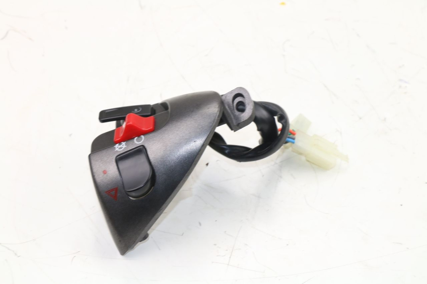 photo de RIGHT SWITCH S-RIDER CAPRI 2T 50 (2010 - 2017)