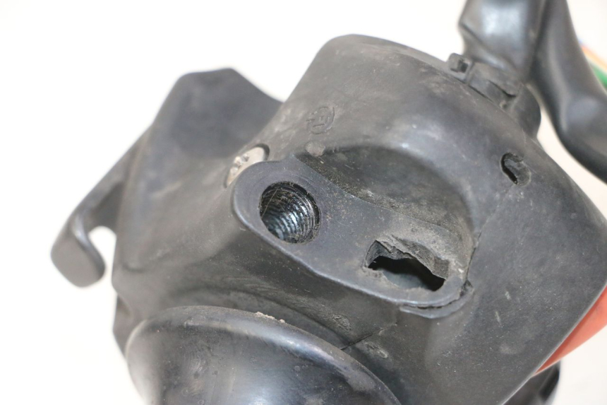 photo de RIGHT SWITCH PEUGEOT SATELIS 125 (2013 - 2018)