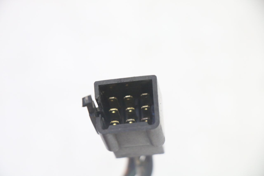 photo de RIGHT SWITCH PEUGEOT SATELIS 125 (2013 - 2018)