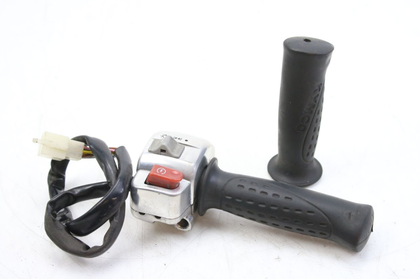 photo de RIGHT HANDLEBAR SWITCH KYMCO SENTO 100 (2008 - 2013)