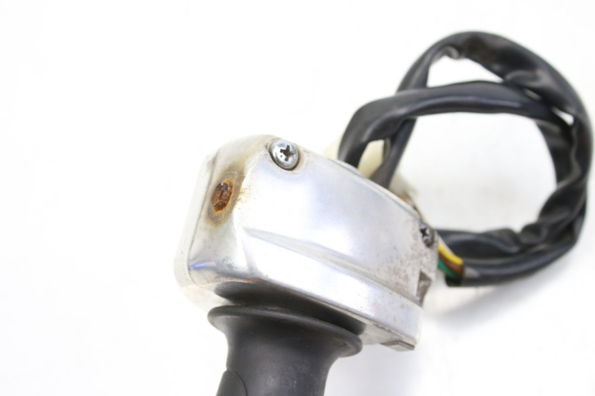 photo de RIGHT HANDLEBAR SWITCH KYMCO SENTO 100 (2008 - 2013)