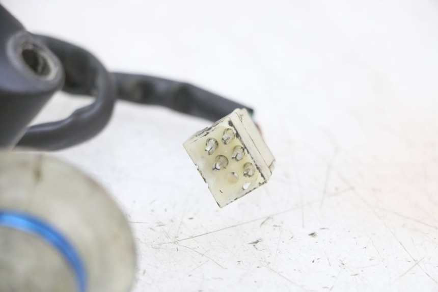 photo de RIGHT SWITCH PEUGEOT SPEEDFIGHT 2 LC 50 (2000 - 2009)