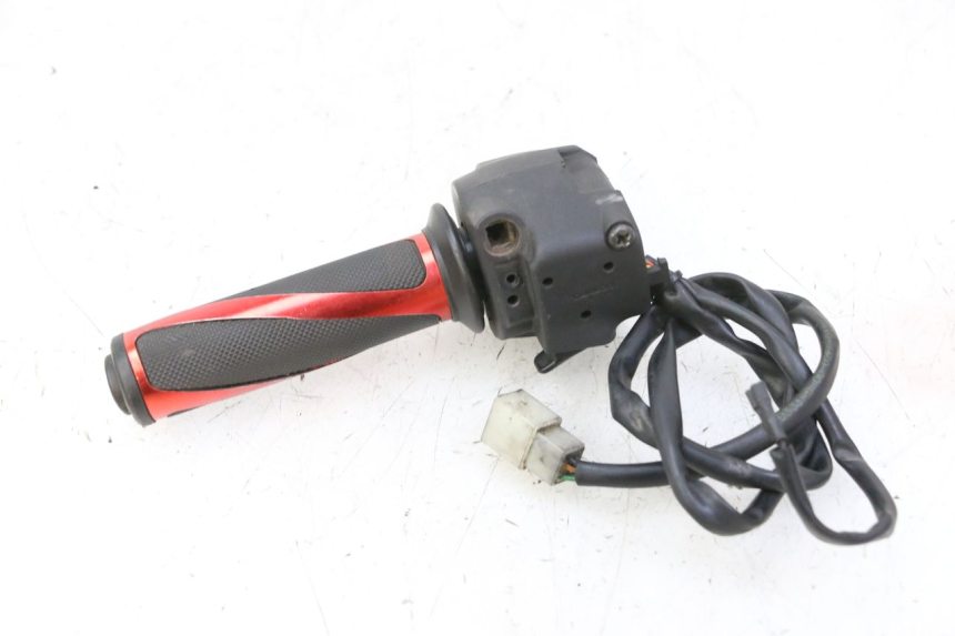 photo de RIGHT SWITCH APRILIA SR R 2T LC 50 (2018 - 2021)