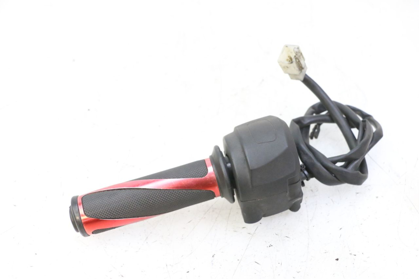 photo de RIGHT SWITCH APRILIA SR R 2T LC 50 (2018 - 2021)