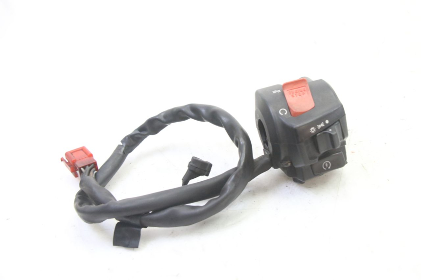 photo de RIGHT SWITCH HONDA ST PAN EUROPEAN 1300 (2002 - 2013)