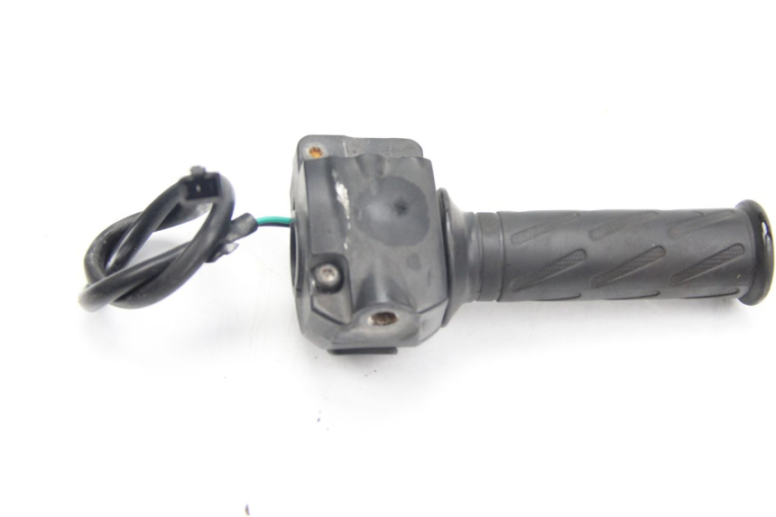 photo de RIGHT SWITCH PEUGEOT STREETZONE 2T 50 (2014 - 2019)