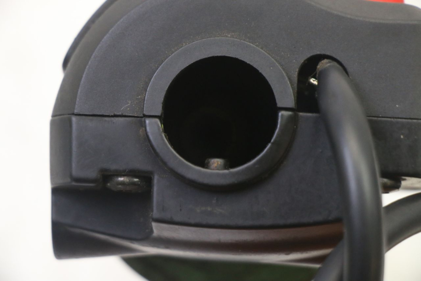 photo de RIGHT SWITCH PEUGEOT STREETZONE I 2T 50 (2018 - 2020)