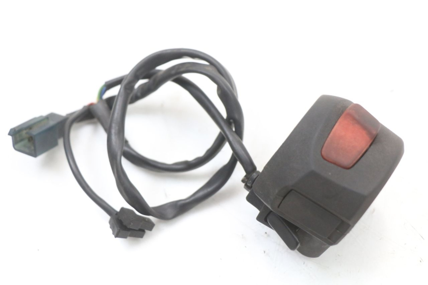 photo de RIGHT SWITCH SUZUKI UH BURGMAN 125 (2002 - 2006)