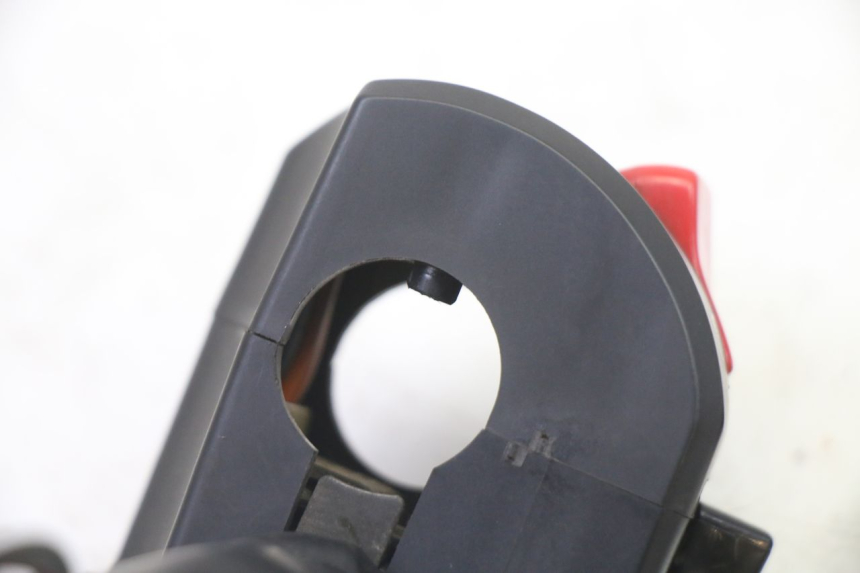 photo de RIGHT SWITCH SUZUKI SV S 650 (2003 - 2009)