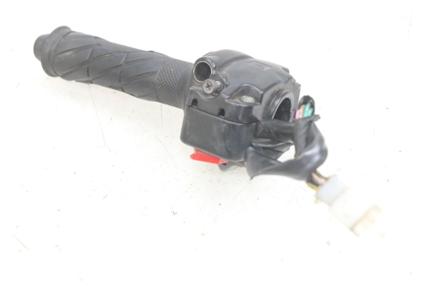 photo de RIGHT HANDLEBAR SWITCH TNT MOTOR FASTINO 4T 50 (2013 - 2019)