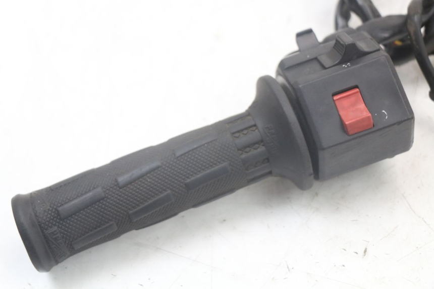 photo de RIGHT HANDLEBAR SWITCH TRIUMPH SPEED TRIPLE T301 900 (1994 - 1996)