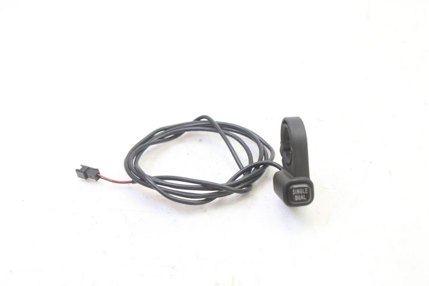 photo de RIGHT SWITCH DUALTRON VICTOR LIMITED 1