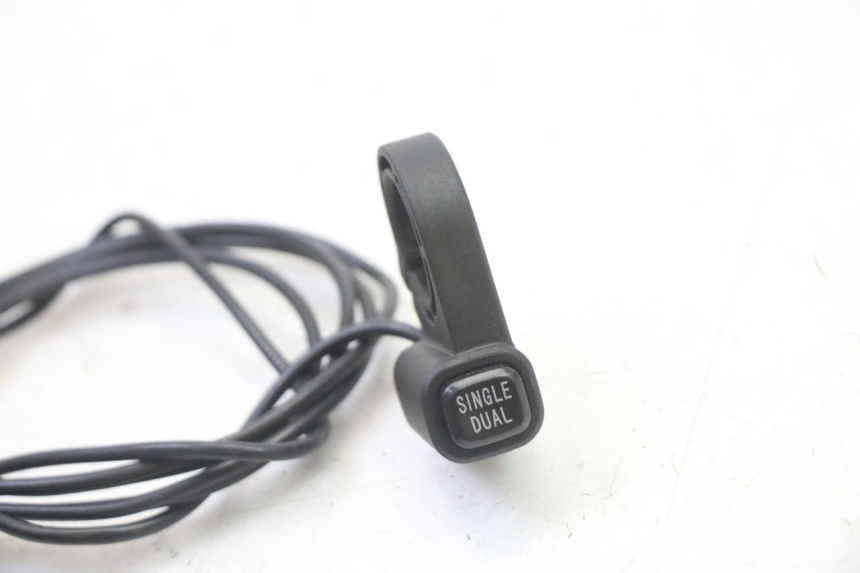photo de RIGHT SWITCH DUALTRON VICTOR LIMITED 1