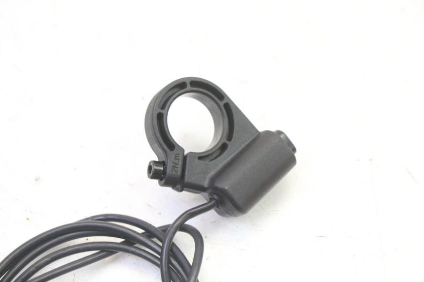 photo de RIGHT SWITCH DUALTRON VICTOR LIMITED 1