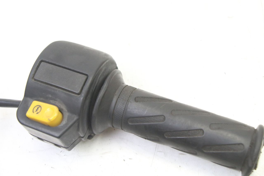 photo de RIGHT HANDLEBAR SWITCH PEUGEOT VIVACITY NEW 2T 50 (2008 - 2017)