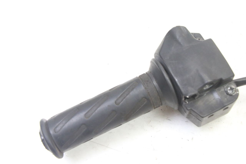 photo de RIGHT HANDLEBAR SWITCH PEUGEOT VIVACITY NEW 2T 50 (2008 - 2017)