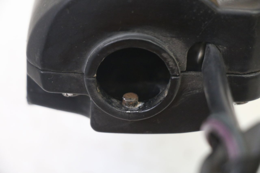 photo de RIGHT HANDLEBAR SWITCH PEUGEOT VIVACITY NEW 2T 50 (2008 - 2017)