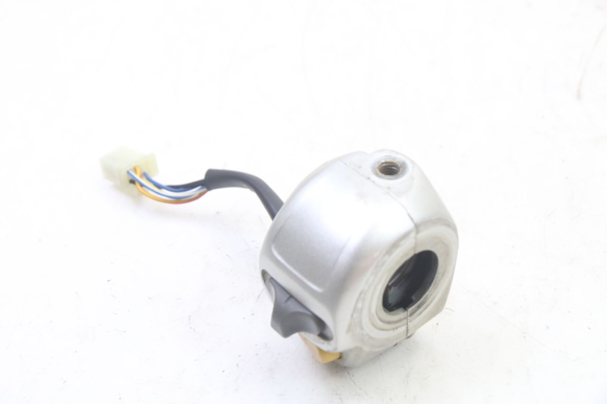 photo de RIGHT SWITCH YAMAHA WHY 50 (1998 - 2000)