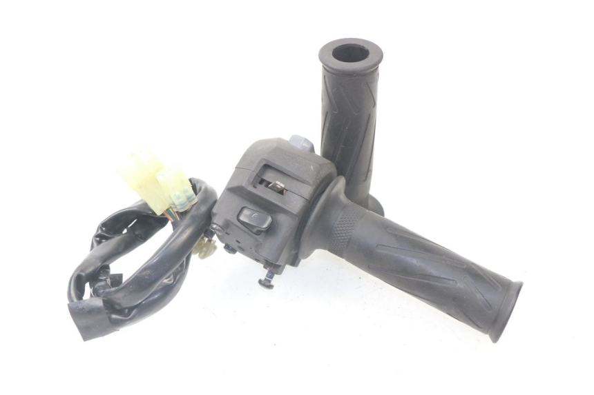 photo de RIGHT SWITCH YAMAHA XMAX X-MAX ABS 125 (2014 - 2016) - Main view