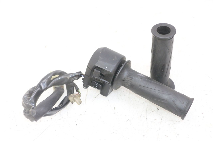 photo de RIGHT HANDLEBAR SWITCH YAMAHA X-MAX XMAX 125 (2010 - 2014)