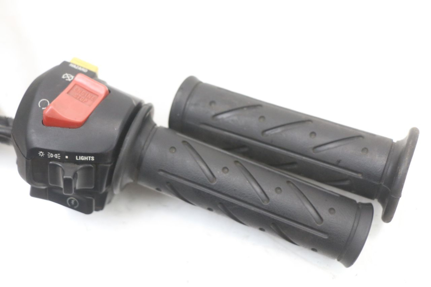 photo de RIGHT SWITCH KYMCO XCITING 250 (2006 - 2009)