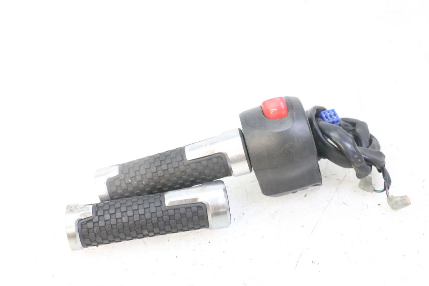 photo de RIGHT SWITCH YAMAHA XJ6 ABS 600 (2008 - 2016)