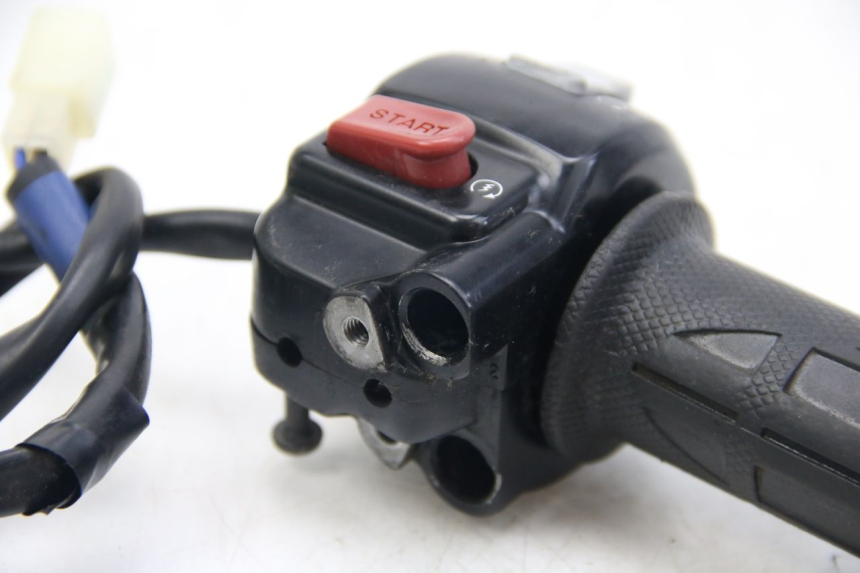 photo de RIGHT HANDLEBAR SWITCH YAMAHA BW'S BWS 125 (2010 - 2013)