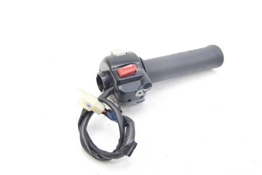 photo de RIGHT HANDLEBAR SWITCH YAMAHA BW'S BWS 125 (2010 - 2013)