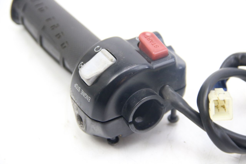 photo de RIGHT HANDLEBAR SWITCH YAMAHA BW'S BWS 125 (2010 - 2013)