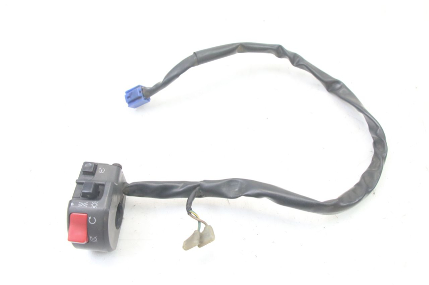 photo de RIGHT HANDLEBAR SWITCH YAMAHA FZS FAZER 600 (2001 - 2003)