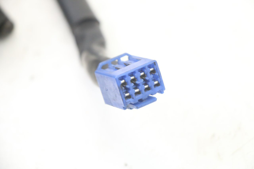 photo de RIGHT HANDLEBAR SWITCH YAMAHA FZS FAZER 600 (2001 - 2003)