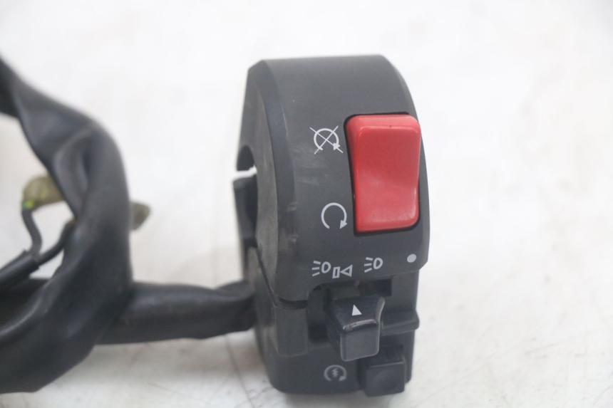 photo de RIGHT HANDLEBAR SWITCH YAMAHA TDM ABS 900 (2002 - 2014)