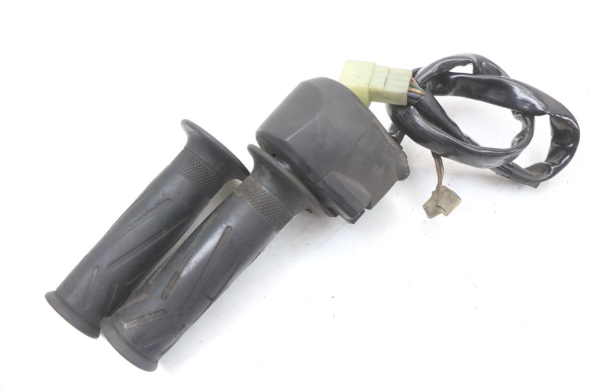 photo de RIGHT HANDLEBAR SWITCH YAMAHA X-MAX XMAX 125 (2010 - 2014)