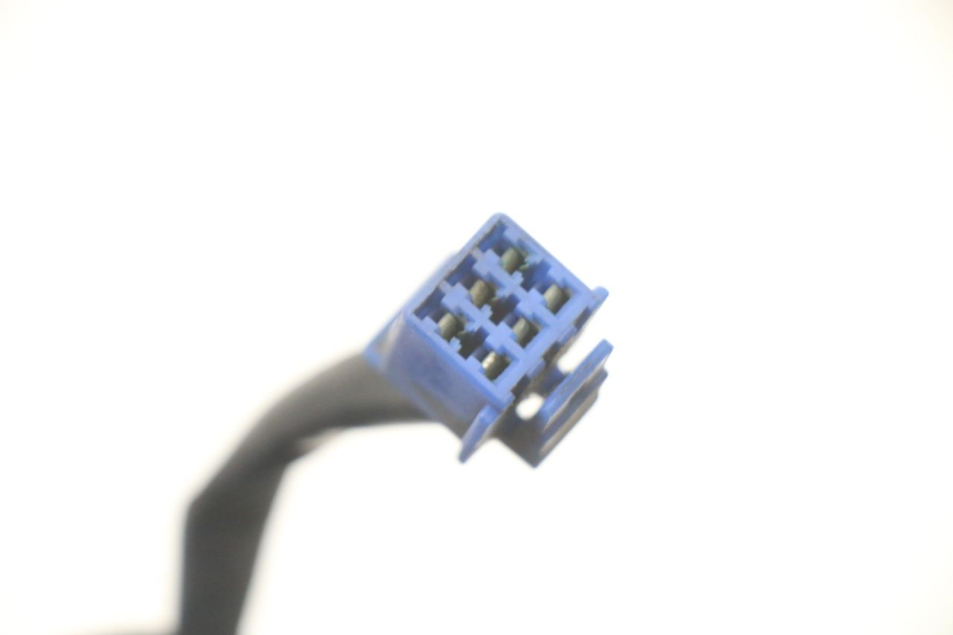 photo de RIGHT SWITCH YAMAHA XJ6 600 (2008 - 2016)